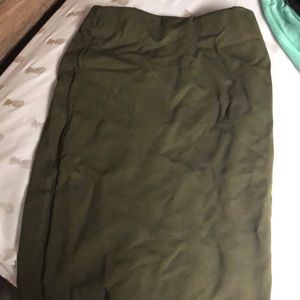 Skirt green